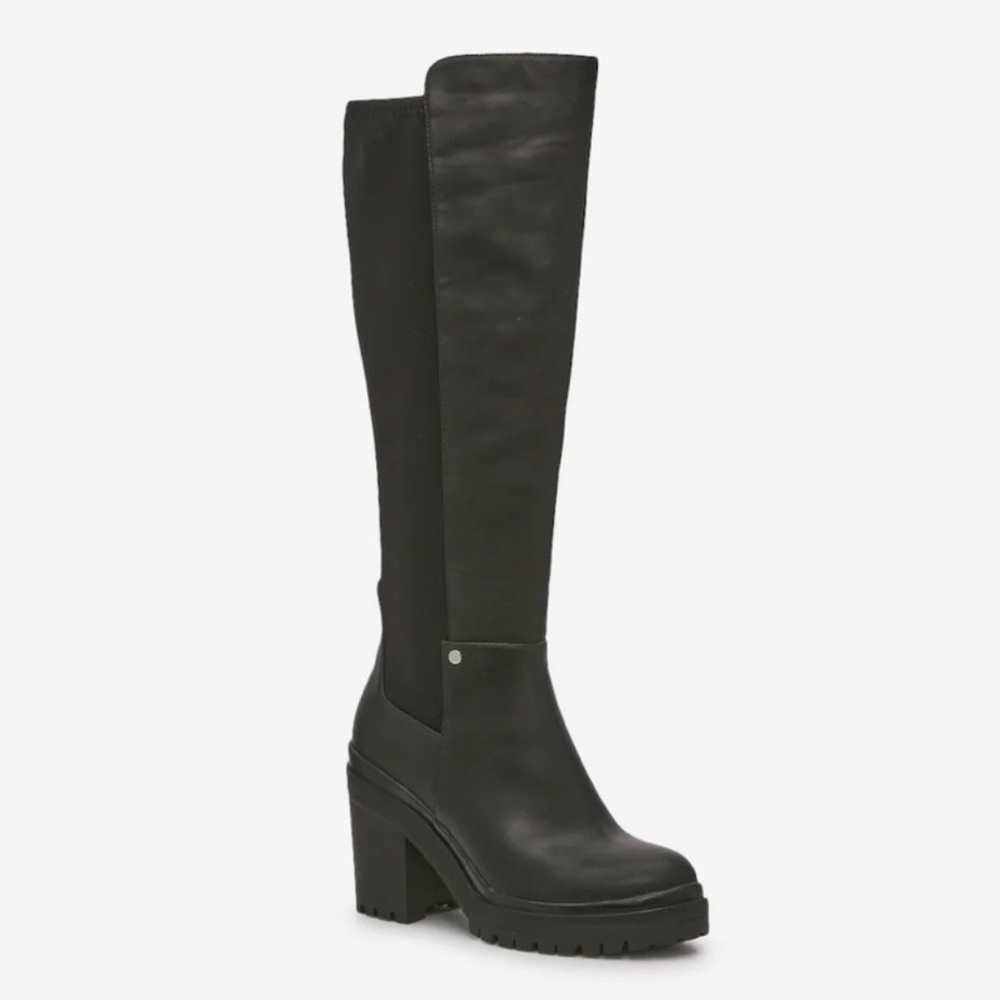 M6 knee high boots